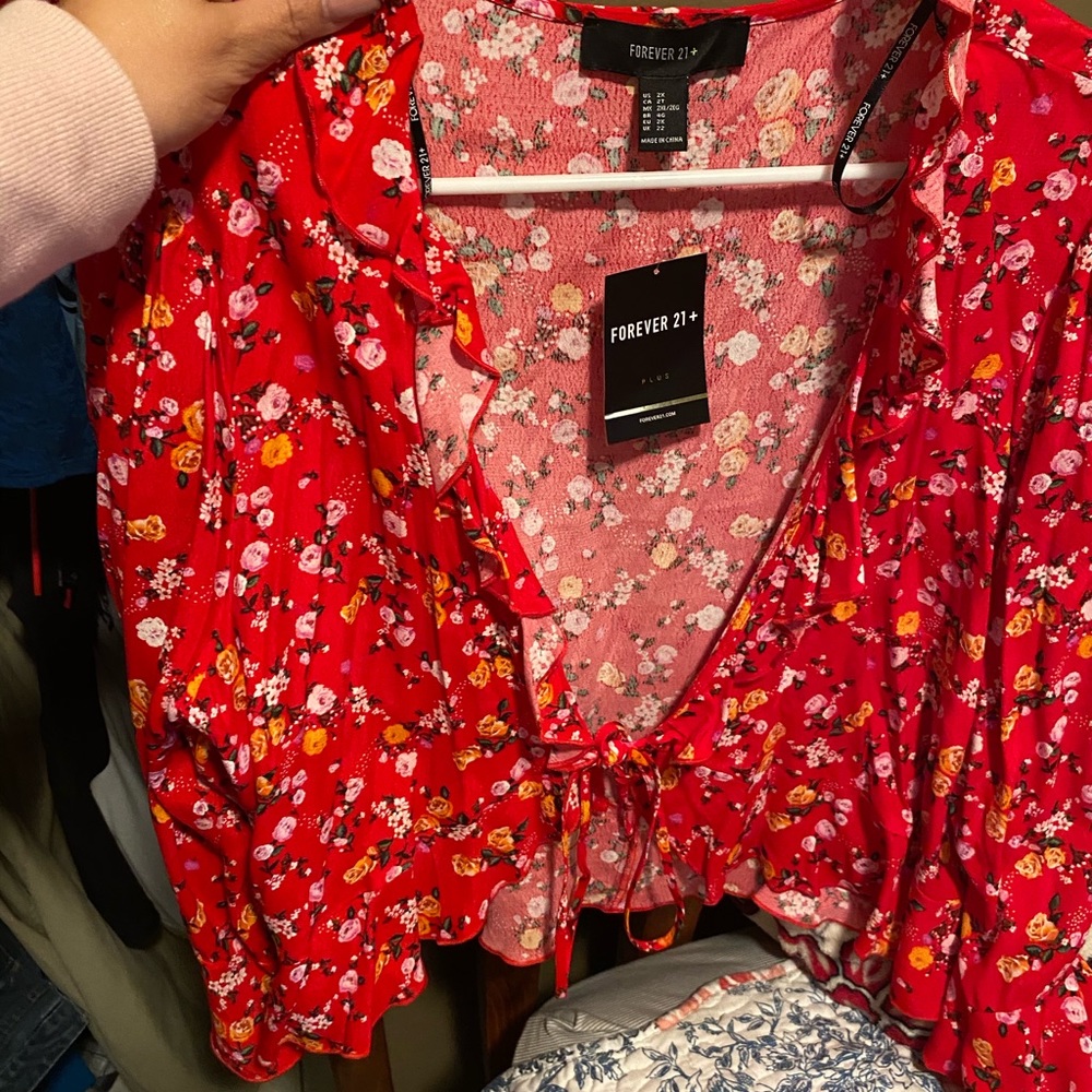 Beautiful flower Blouse/cardigan